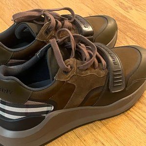 Burberry Sneakers
